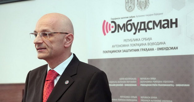 <span class="entry-title-primary">Ako trpite nasilje, prijavite ga!</span> <span class="entry-subtitle">Pokrajinski ombudsman Zoran Pavlović o ljudskim pravima i za vreme pandemije</span>