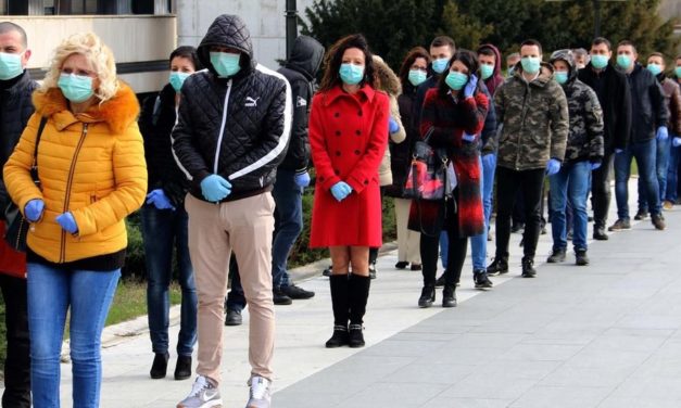 Srbija : Korona virus ubija, zaglupljuje i gura nas u bedu