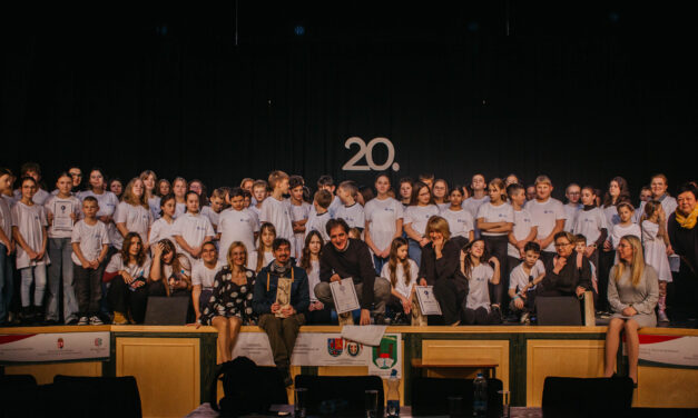 Održan jubilarni dramski  festival  ,,Školske  pozorišne scene” u Horgošu