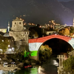 Stari most u Mostaru zasjao u mađarskim bojama